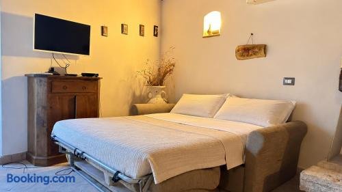 vicolo-di-sorano-living-room-sofa-bed-linens-cozy-16x9