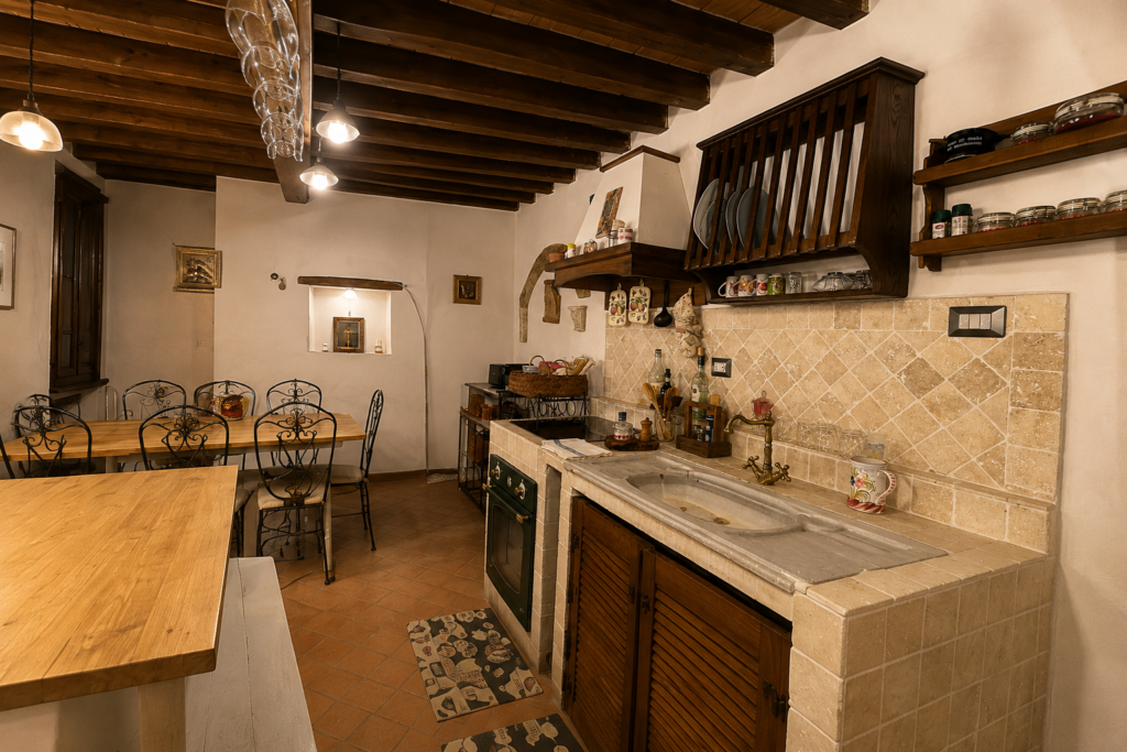 Cucina attrezzata della casa vacanze a Sorano